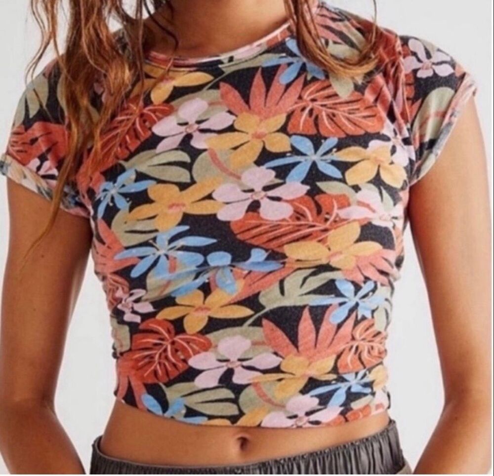 Free People We The Free Be My Baby Floral Tee short sleeve Womens XS NEW
